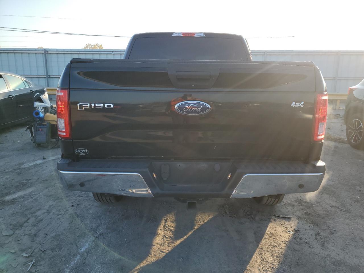 Ford F-150 Supercrew Image 2