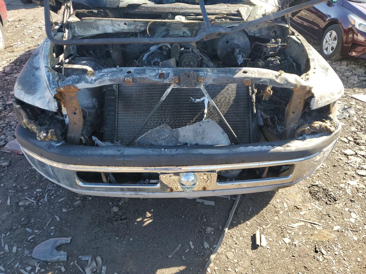 Dodge Ram 2500 Image 8