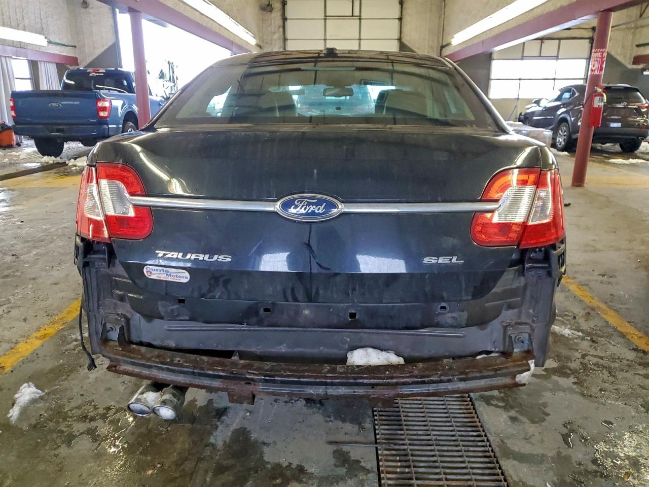 Ford Taurus Sel Image 11