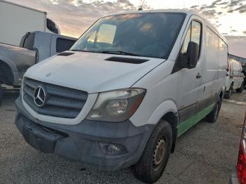  Salvage Mercedes-Benz Sprinter