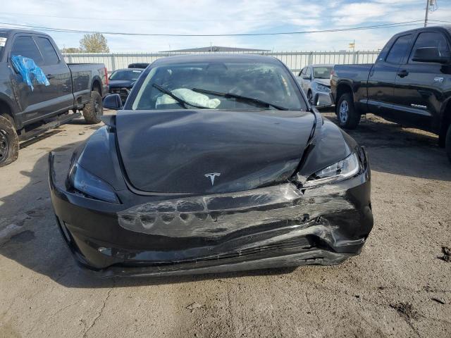 Tesla Model 3 Image 9