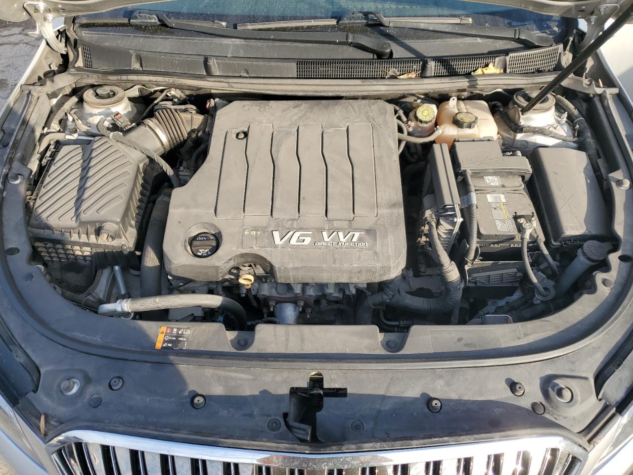 Buick LaCrosse Image 3