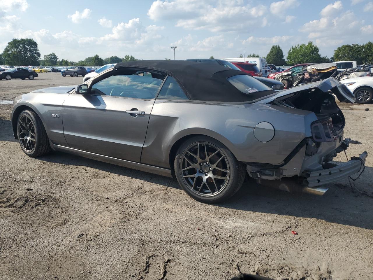 Ford Mustang Gt Image 2