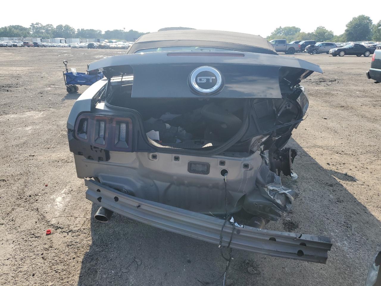 Ford Mustang Gt Image 13