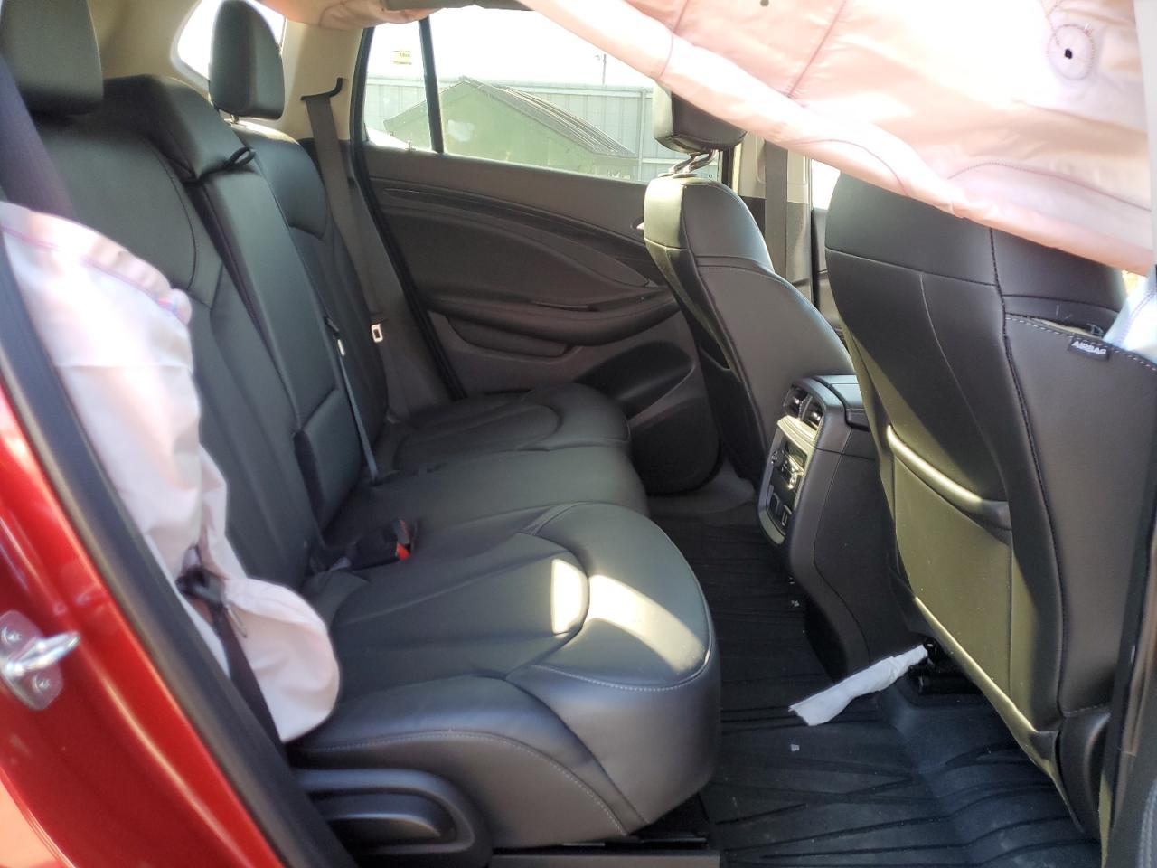 Buick Envision Essence Image 10