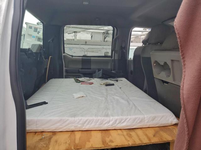 Ford F-350 Super Duty Image 2