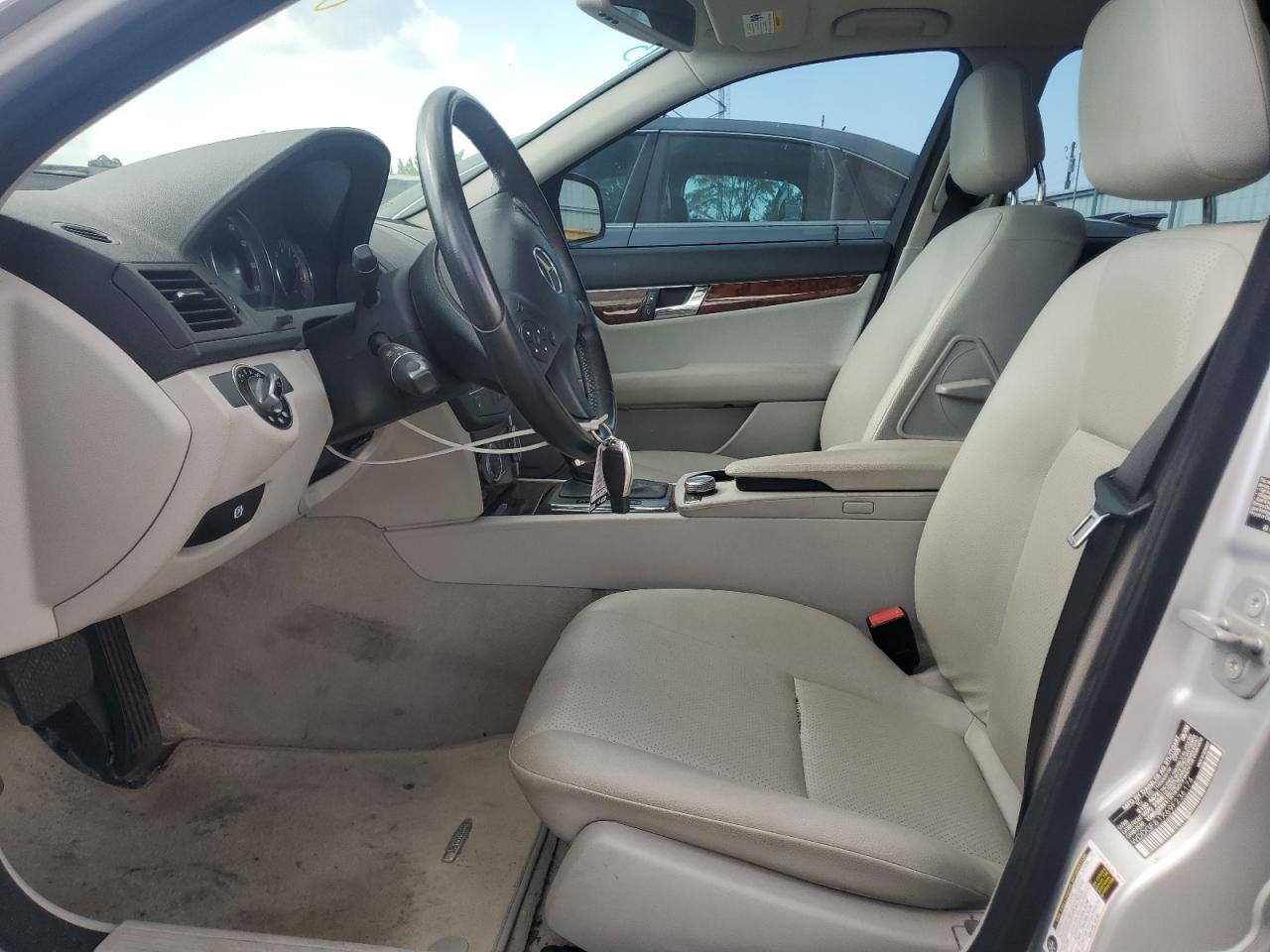 Mercedes-Benz C-Class 300 4matic Image 5