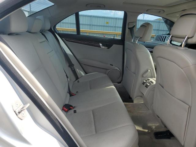 Mercedes-Benz C-Class 300 4matic Image 10