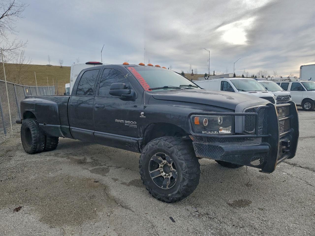 Dodge Ram 3500 St Image 2