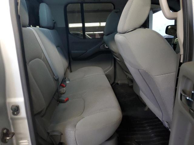 Nissan Frontier Sv Image 9