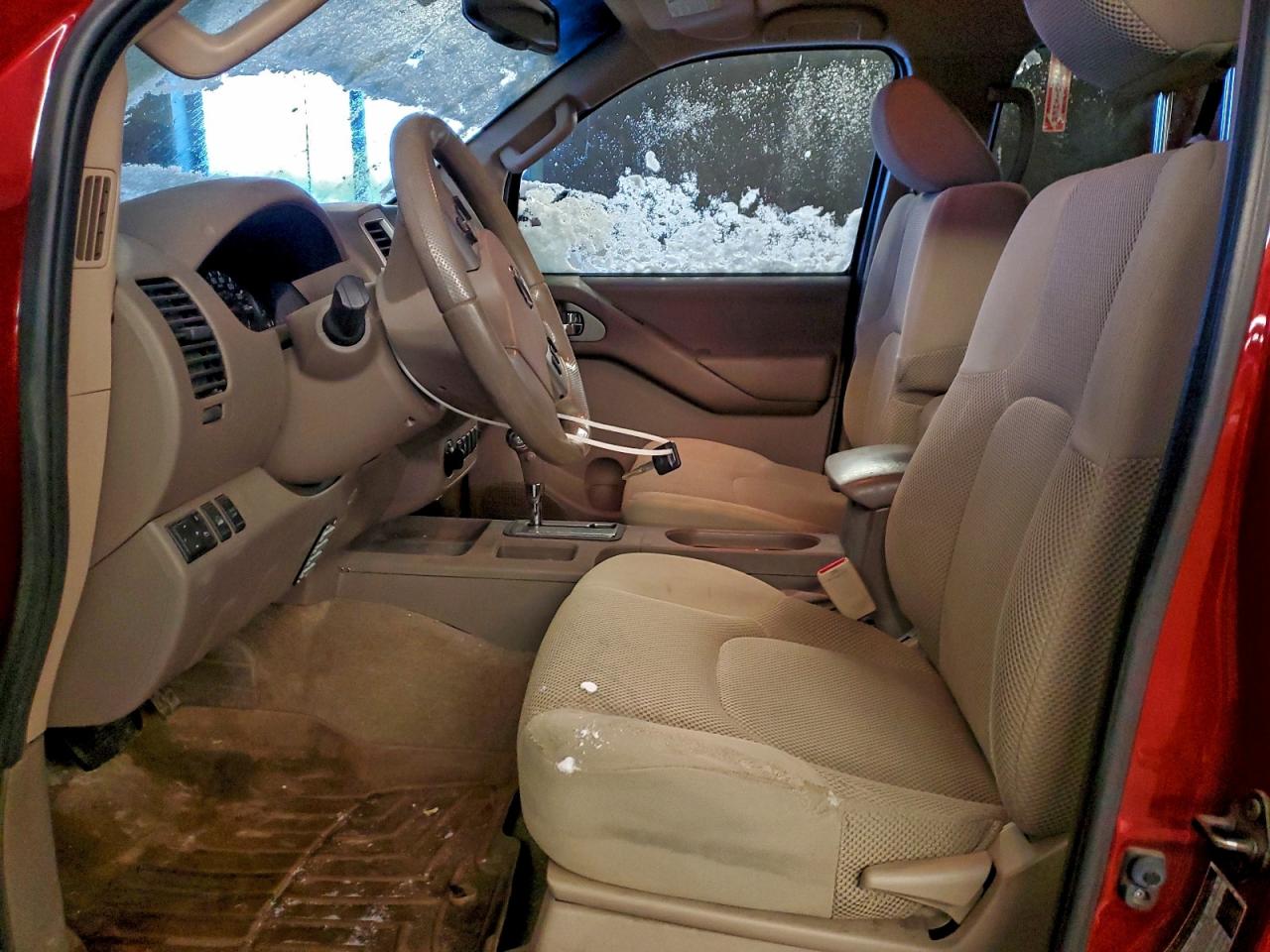 Nissan Frontier S Image 6