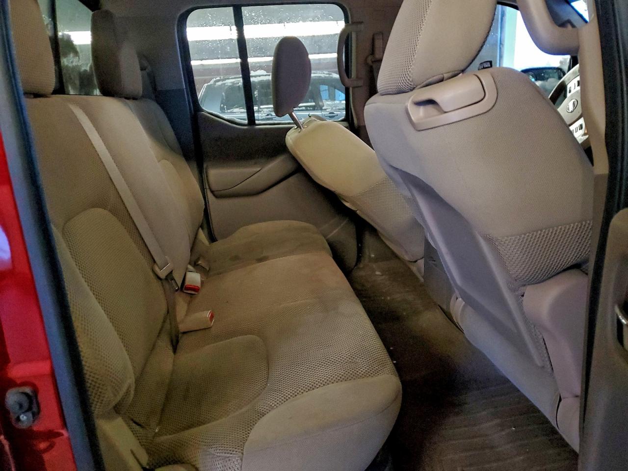 Nissan Frontier S Image 9