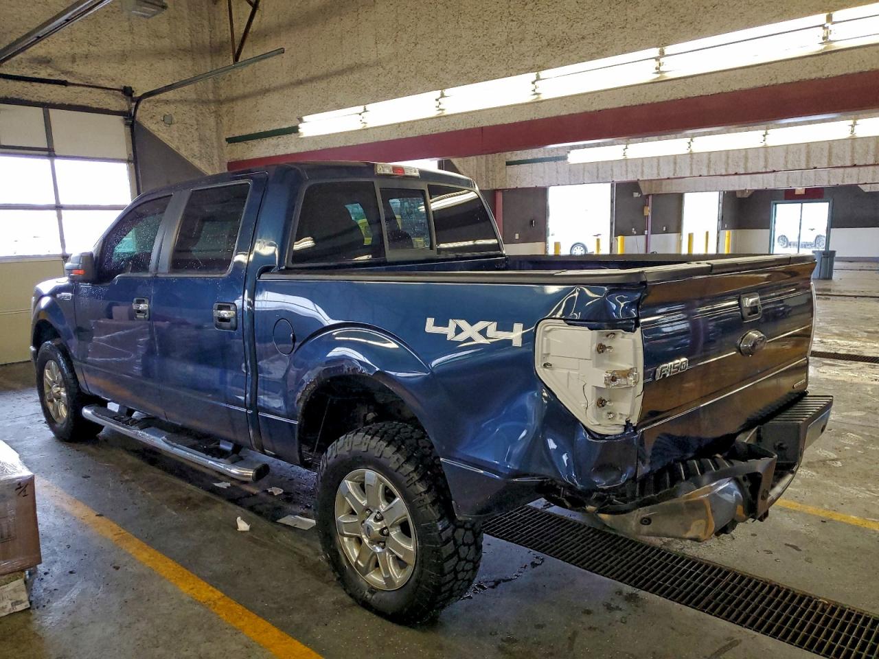 Ford F-150 Supercrew Image 3