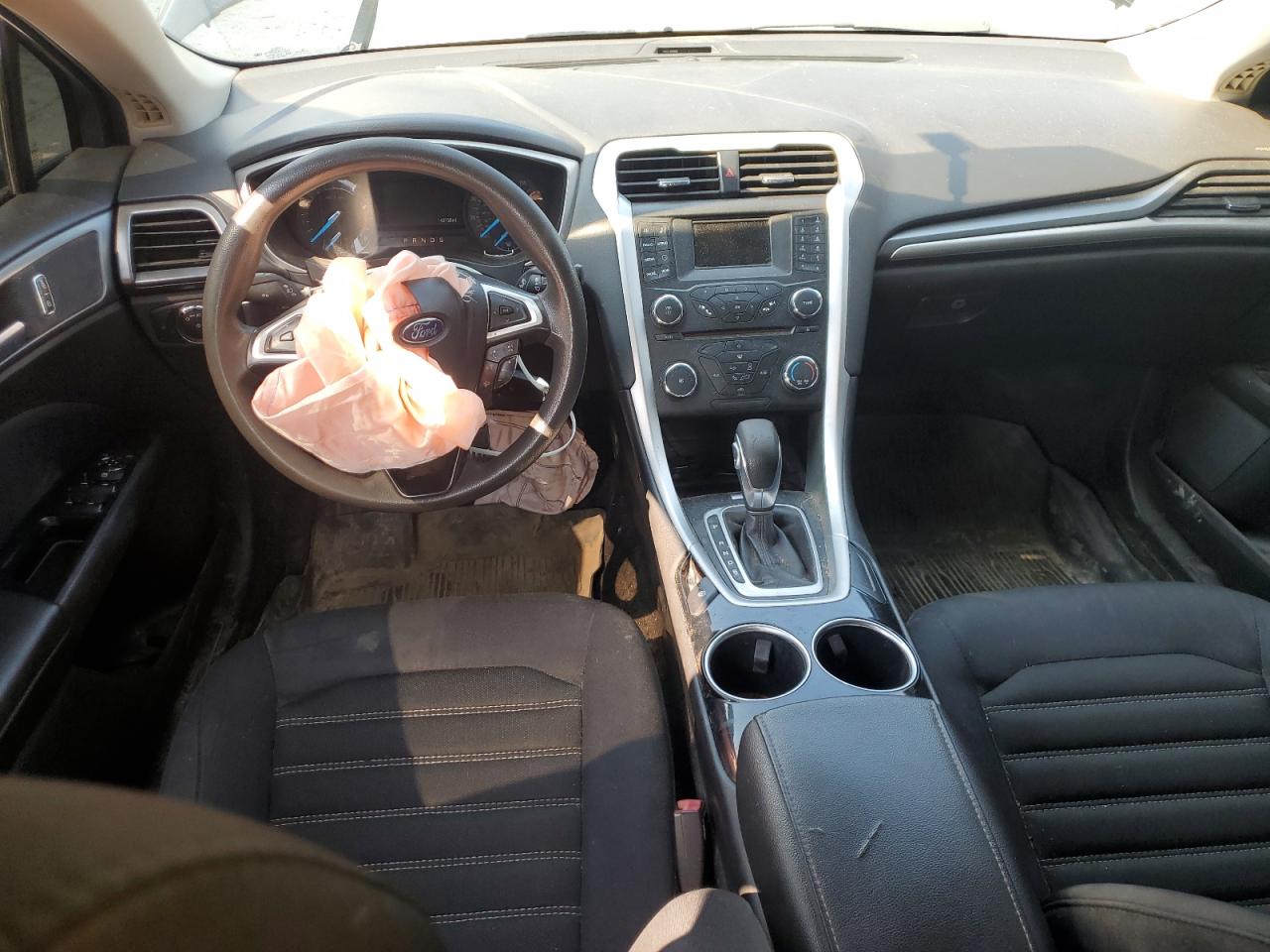 Ford Fusion Se Image 2