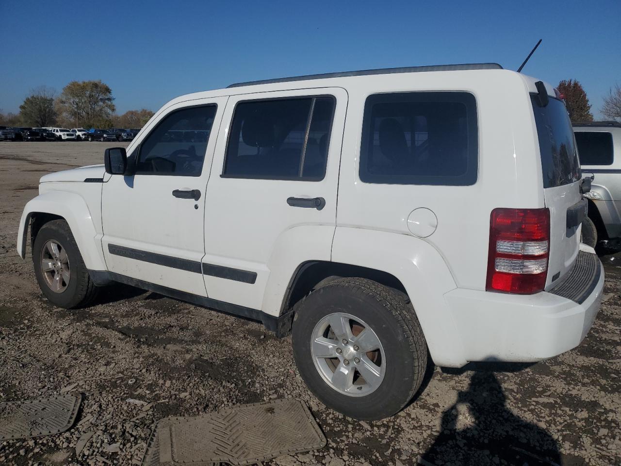 Jeep Liberty Sport Image 3