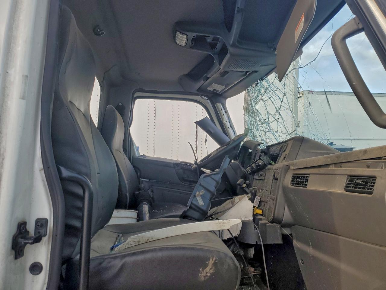 International Mv607 Image 7