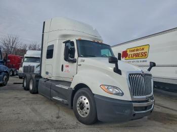  Salvage International Lt625