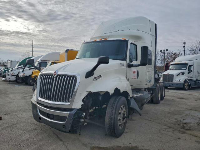 International Lt625 Image 5