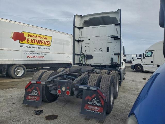 International Lt625 Image 2