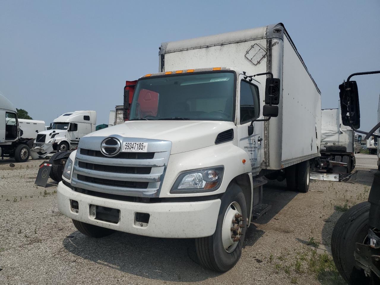 Hino 258 268 Image 2