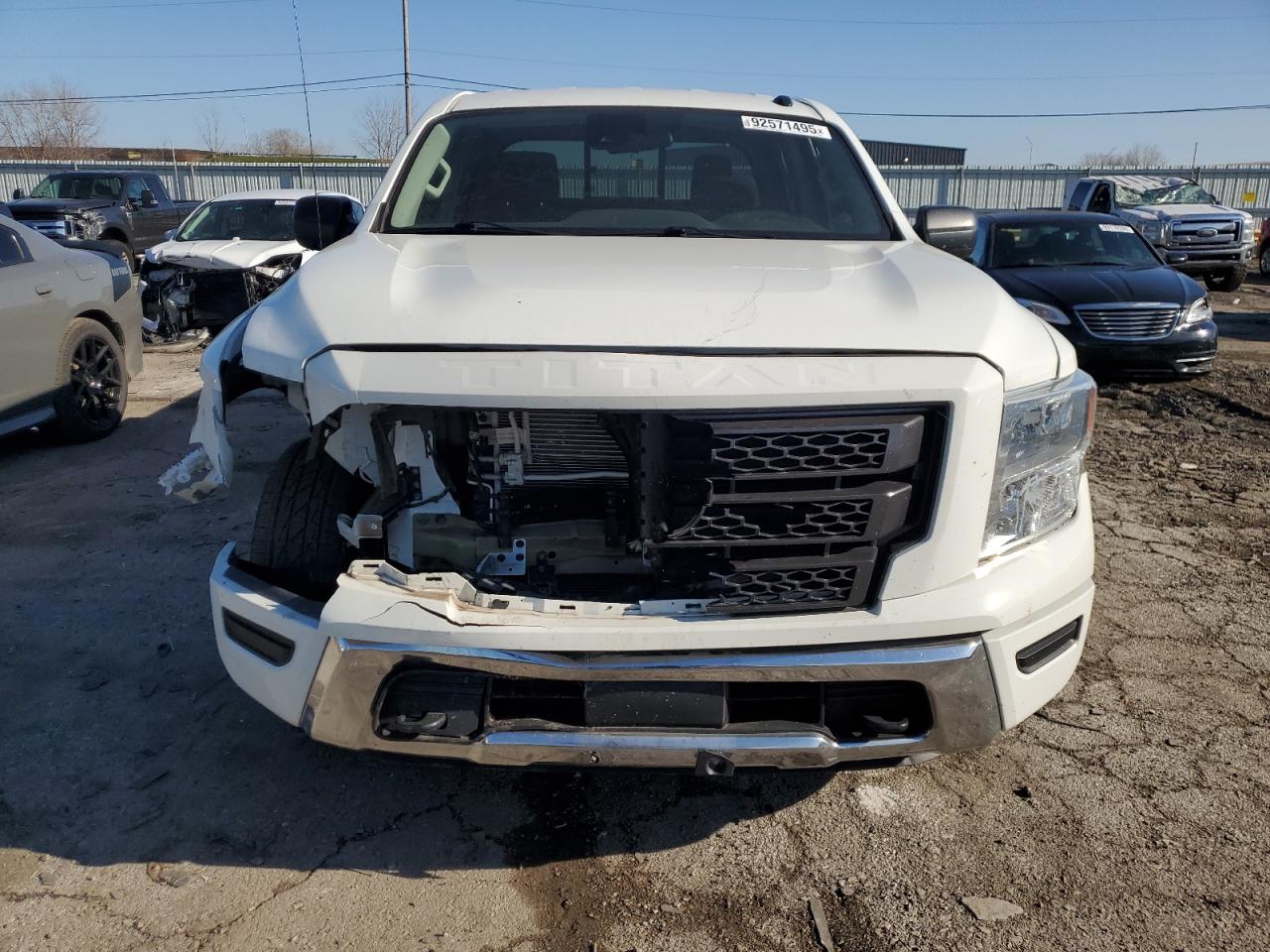 Nissan Titan S Image 4