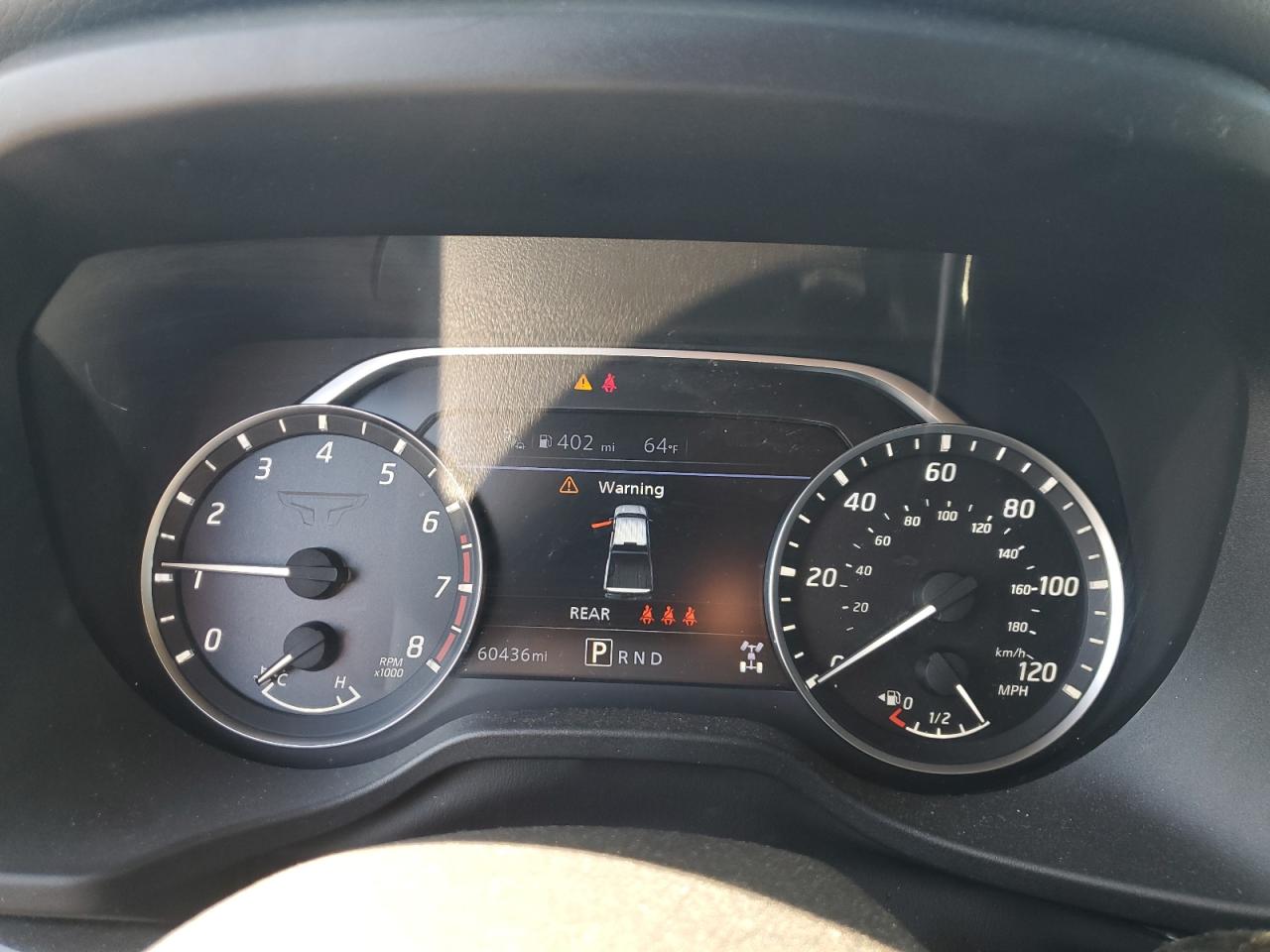 Nissan Titan S Image 11