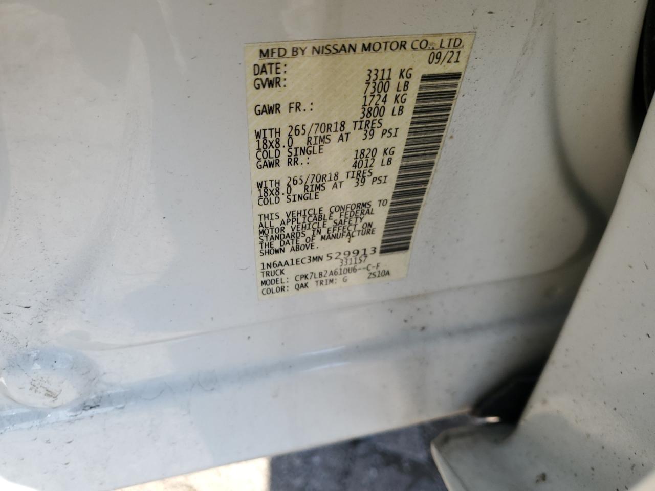 Nissan Titan S Image 8