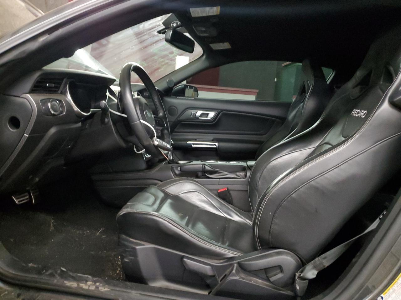 Ford Mustang Gt Image 8