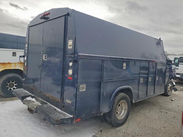 Ford Econoline E450 Super Duty Cutaway Van Image 2