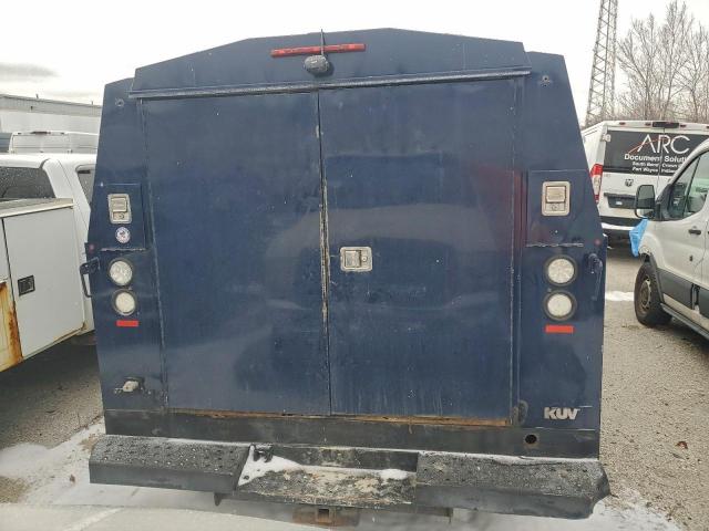 Ford Econoline E450 Super Duty Cutaway Van Image 8