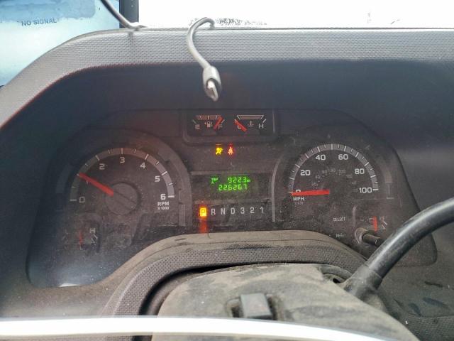 Ford Econoline E450 Super Duty Cutaway Van Image 6