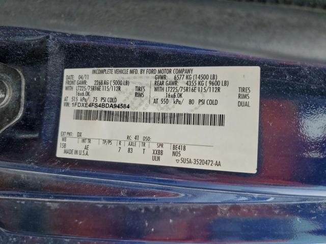 Ford Econoline E450 Super Duty Cutaway Van Image 7