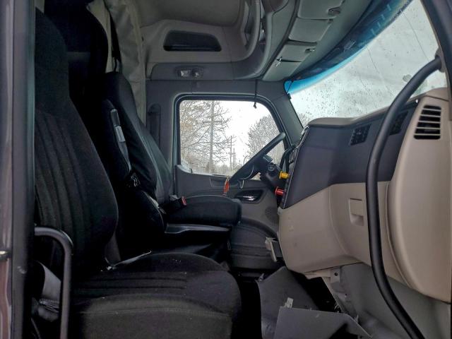 Peterbilt Tractor 579 Image 8