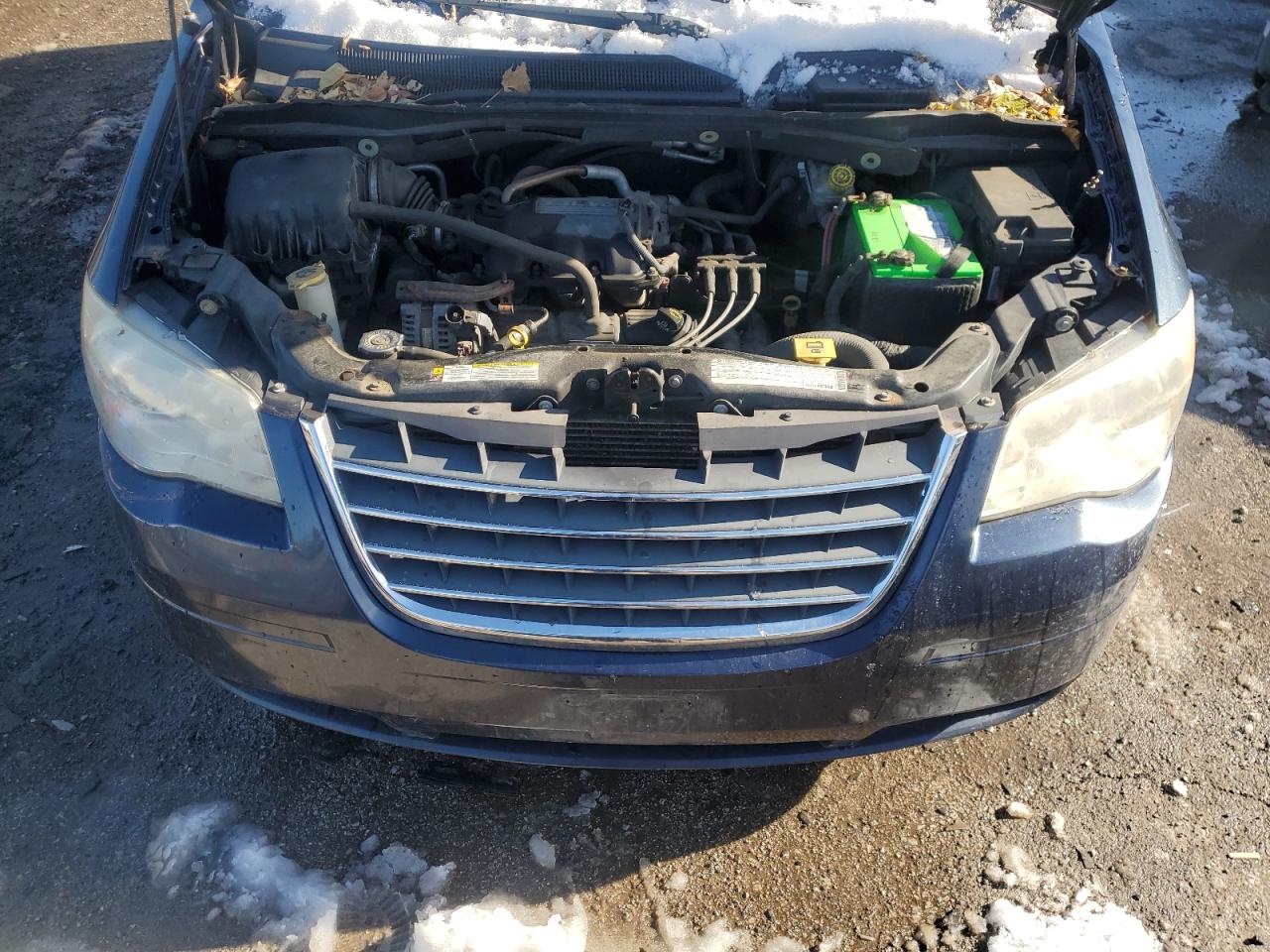 Chrysler Minivan Lx Image 2