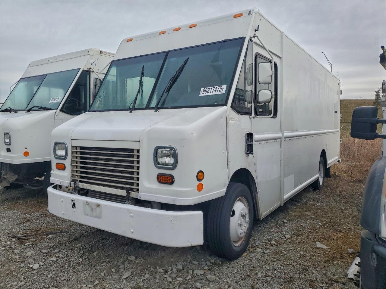 Freightliner Chassis M M Line Walk-in Van Image 1