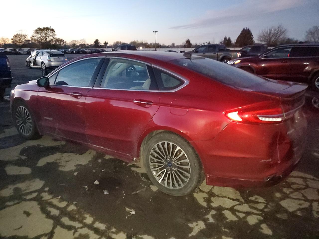 Ford Fusion Titanium Hev Image 7