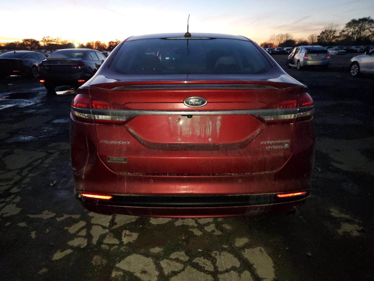 Ford Fusion Titanium Hev Image 6