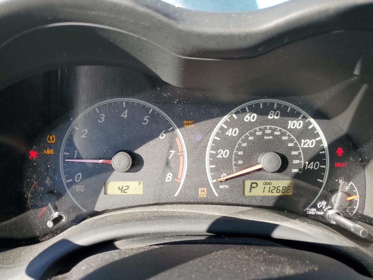 Toyota Corolla Base Image 9