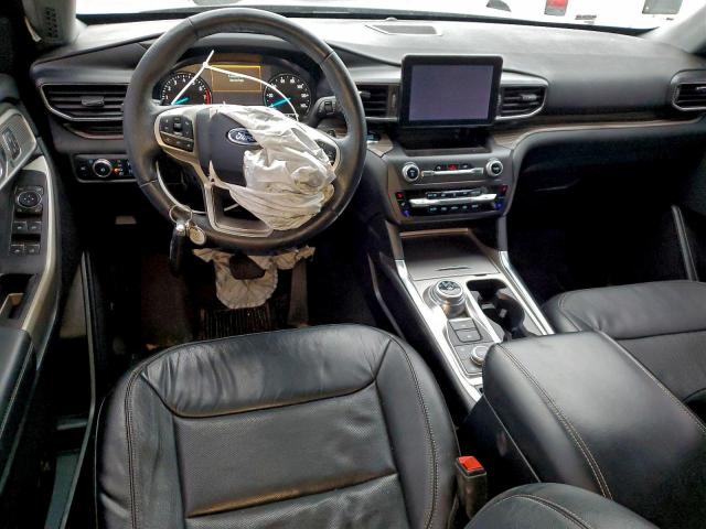 Ford Explorer Limited Image 4