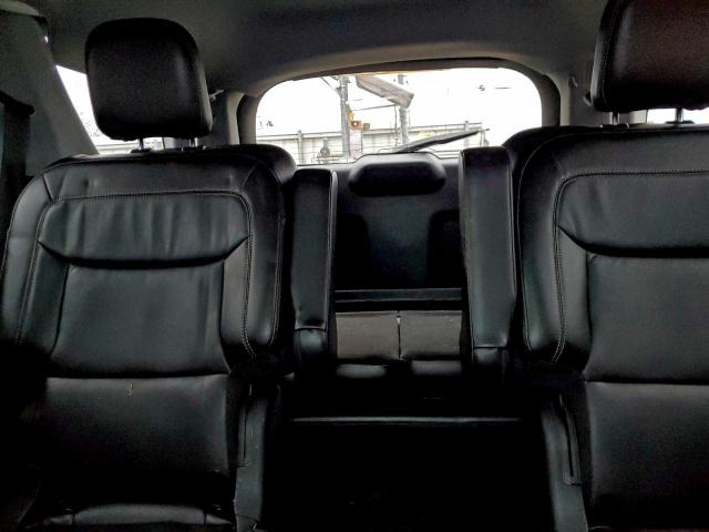 Ford Explorer Limited Image 5