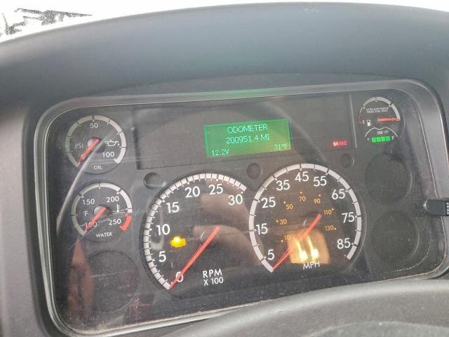 Freightliner M2 106 Medium Duty Image 6