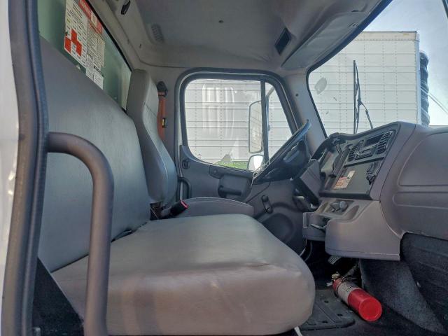 Freightliner M2 106 Medium Duty Image 10
