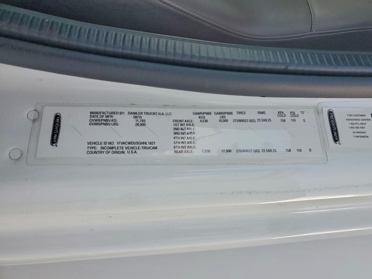 Freightliner M2 106 Medium Duty Image 9