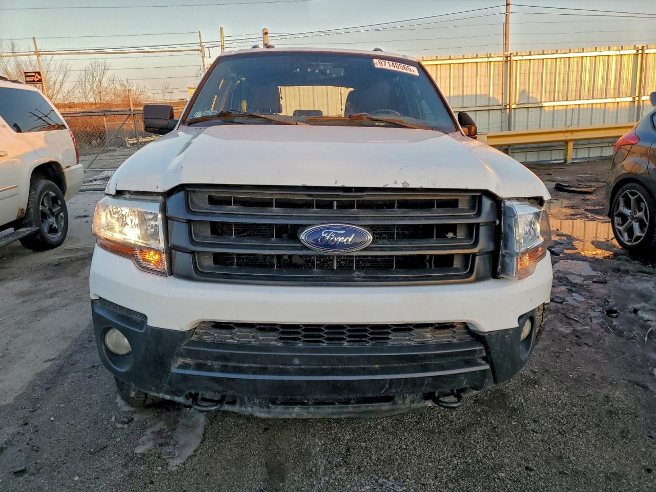 Ford Expedition Xl Image 2