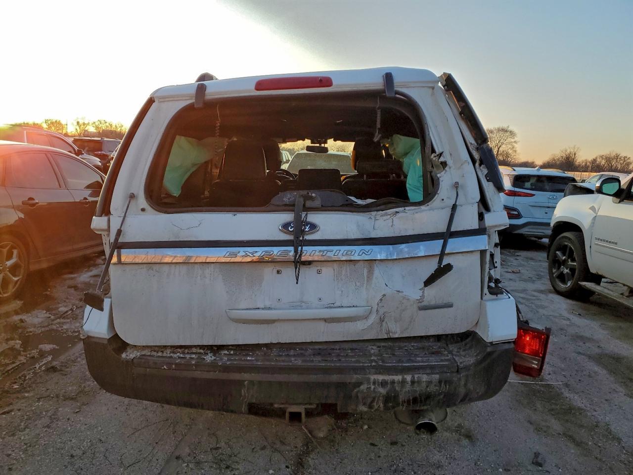 Ford Expedition Xl Image 3