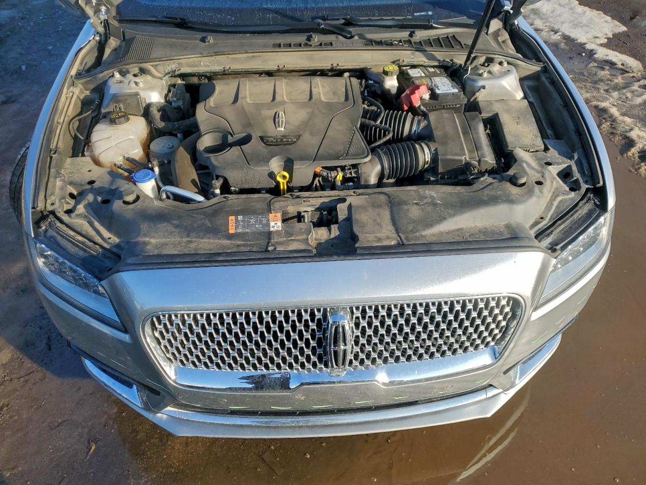 Lincoln Continental Reserve Image 12