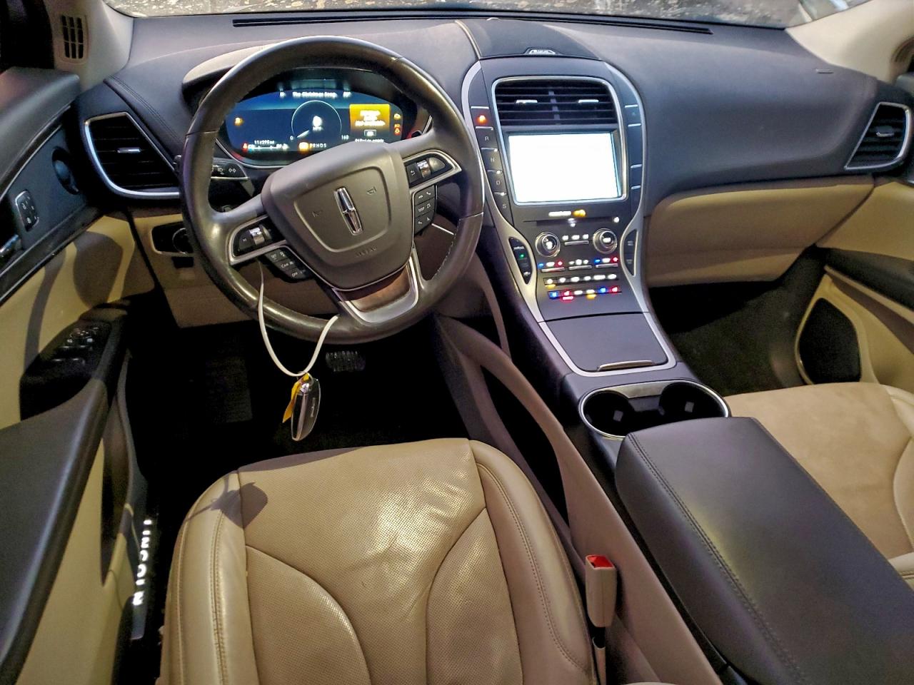 Lincoln Nautilus Reserve Image 10