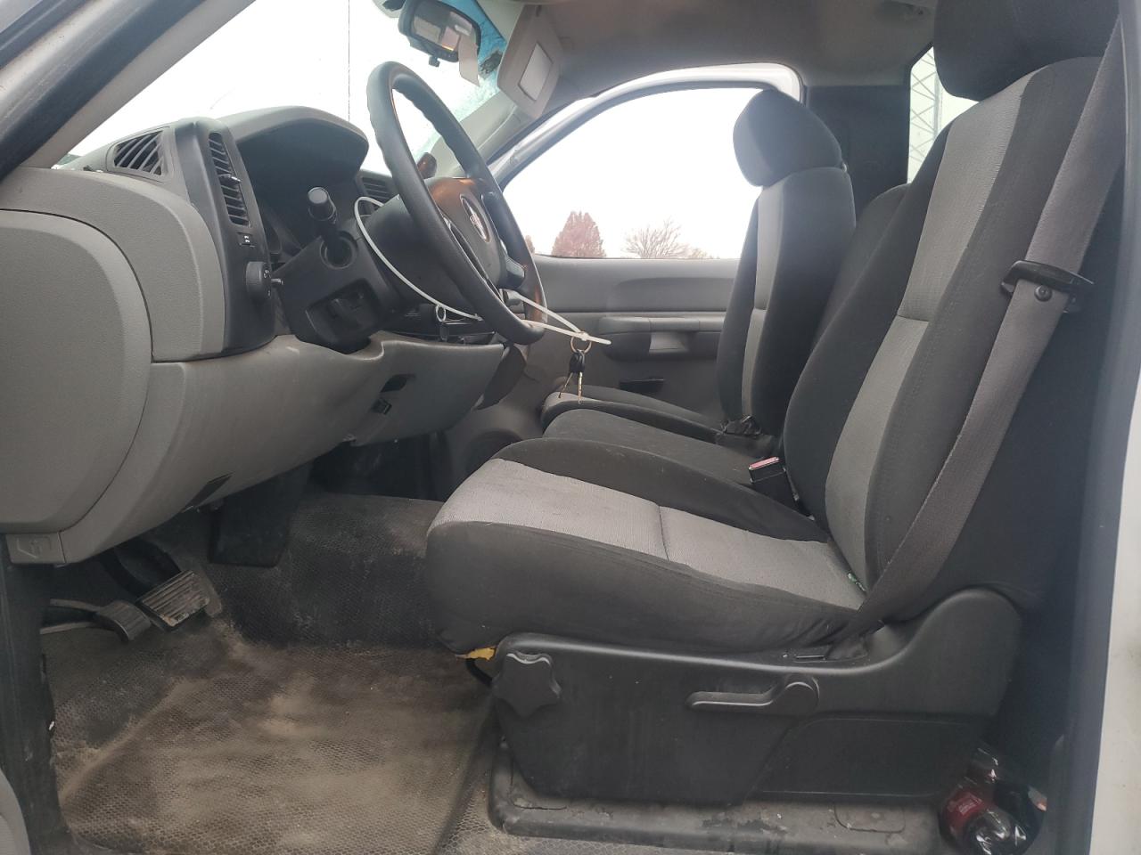 GMC Sierra C1500 Image 6