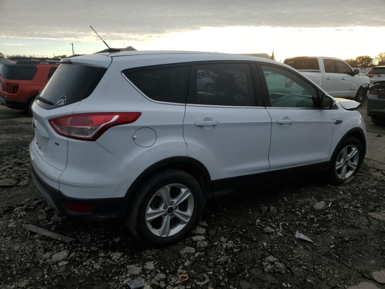 Ford Escape Se Image 3