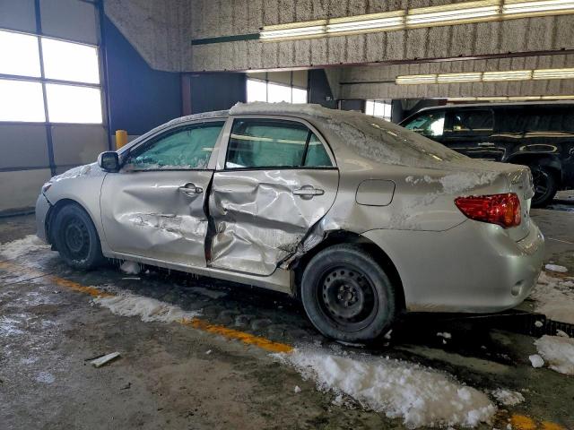 Toyota Corolla Base Image 3